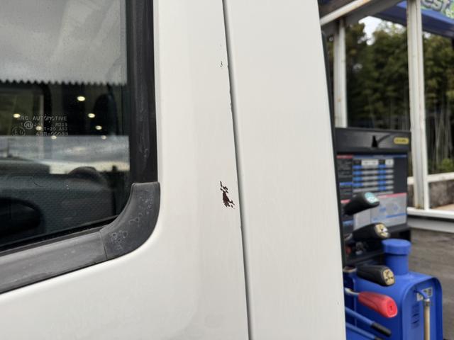 エルフトラック ２．６ｔ吊３段クレーン　木平　標準ロング　タダノ　ＺＥ２６３ＭＨ　フックイン　ラジコン　３，６２０×１，８００　走行７４千ｋｍ　積載２ｔ　Ｆ５　５速　マニュアル　吊ｔ数２．６ｔ吊　３段ブーム　送信機　古河ユニック　２ｔクレーン（55枚目）