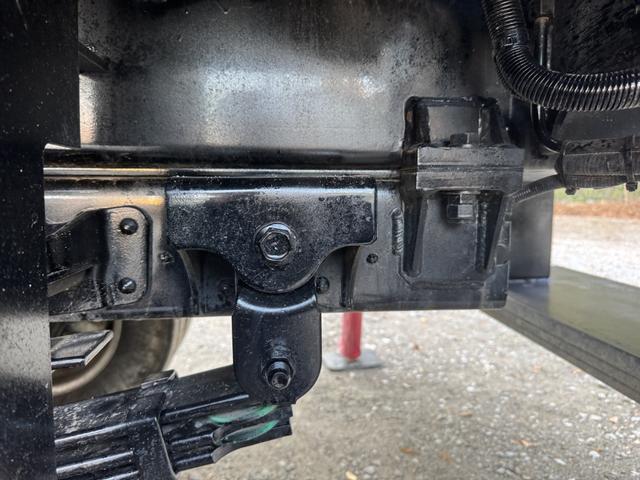 デュトロ 高所作業車　タダノ　ＡＴ－１２１ＴＧ　作業床高さ１１．９ｍ　バケット２００ｋｇ　走行２８千ｋｍ　Ｆ５　５速　マニュアル　ＥＴＣ１．０　アイドリングストップ　５ｔ限定免許対応（22枚目）