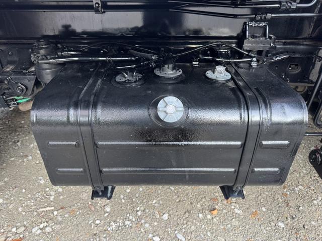 デュトロ 高所作業車　タダノ　ＡＴ－１２１ＴＧ　作業床高さ１１．９ｍ　バケット２００ｋｇ　走行２８千ｋｍ　Ｆ５　５速　マニュアル　ＥＴＣ１．０　アイドリングストップ　５ｔ限定免許対応（29枚目）