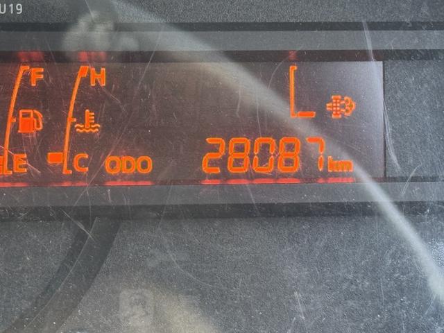 デュトロ 高所作業車　タダノ　ＡＴ－１２１ＴＧ　作業床高さ１１．９ｍ　バケット２００ｋｇ　走行２８千ｋｍ　Ｆ５　５速　マニュアル　ＥＴＣ１．０　アイドリングストップ　５ｔ限定免許対応（31枚目）