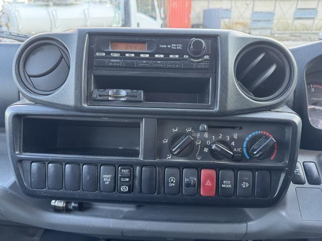 デュトロ 高所作業車　タダノ　ＡＴ－１２１ＴＧ　作業床高さ１１．９ｍ　バケット２００ｋｇ　走行２８千ｋｍ　Ｆ５　５速　マニュアル　ＥＴＣ１．０　アイドリングストップ　５ｔ限定免許対応（36枚目）