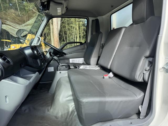 ダイナトラック 低温冷凍車　ワイドロング　格納ゲート　東プレ　ＸＶ３２ＬＯＣ－Ｍ　－３０℃設定　エバハウス　両側サイドドア　４，６００×２，０５０×２，０００　車検付　ＡＴ　オートマ　走行７１千ｋｍ　積載２ｔ　新明和　パワーゲート　ゲート付（40枚目）