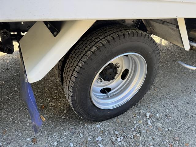 ダイナトラック 低温冷凍車　ワイドロング　格納ゲート　東プレ　ＸＶ３２ＬＯＣ－Ｍ　－３０℃設定　エバハウス　両側サイドドア　４，６００×２，０５０×２，０００　車検付　ＡＴ　オートマ　走行７１千ｋｍ　積載２ｔ　新明和　パワーゲート　ゲート付（46枚目）