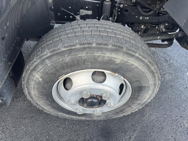 ヒノレンジャー アルミウィング　ワイド　ベッド付　エアサス　日本トレクス　リア観音扉　ラッシング２段　引出しフック７対　２４０馬力　６，８３０×２，４１０×２，３９０　積載２．６ｔ　Ｆ６　６速　マニュアル　４ｔウイング　ＥＴＣ１．０　	バックカメラ（47枚目）