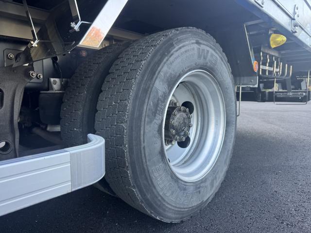 ヒノレンジャー アルミウィング　ワイド　ベッド付　エアサス　日本トレクス　リア観音扉　ラッシング２段　引出しフック７対　２４０馬力　６，８３０×２，４１０×２，３９０　積載２．６ｔ　Ｆ６　６速　マニュアル　４ｔウイング　ＥＴＣ１．０　	バックカメラ（48枚目）