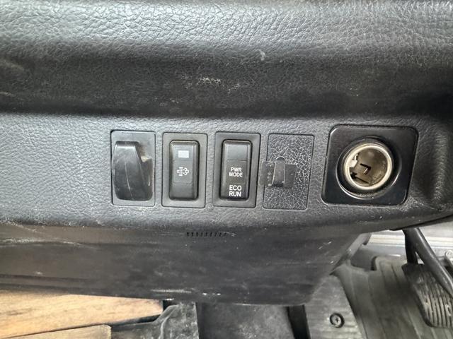 ヒノレンジャー アルミブロック　小平　６，２１０×２，１６０　３方開　床フック５対　センタースタンション１ケ　走行３８千ｋｍ　車検付　積載４ｔ　Ｆ６　６速　マニュアル　平ボディー　アルミアオリ　アルミ平　ＥＴＣ１．０（27枚目）