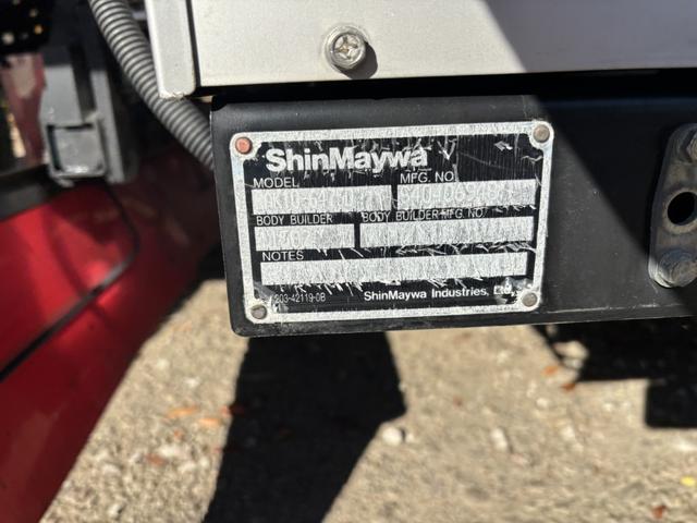 ヒノレンジャー 低温冷凍車　ベッド付　格納ゲート　東プレ　ＸＶ４２ＬＯＣ－Ｔ　－３０℃設定　エバハウス　サイドドア　６，２６０×２，１１０×２，１００　アルミホイール　メッキパーツ　積載２．８ｔ　Ｆ６　６速　マニュアル　低温仕様　新明和　パワーゲート（22枚目）