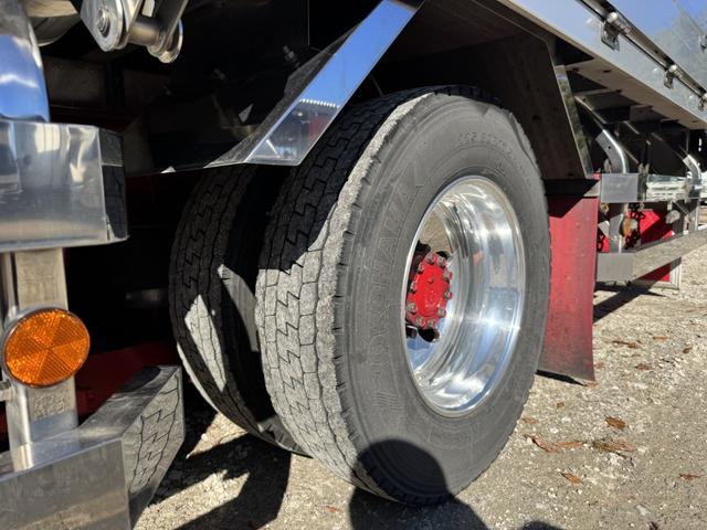 ヒノレンジャー アルミウイング　ワイド　ベッド付　エアサス　ハイルーフ　２４０馬力　トランテックス　６，２３０×２，４００×２，４２０　メッキ、ステンレス使用　アルミホイール　積載２．６ｔ　Ｆ６　６速　マニュアル　４ｔウイング　ＥＴＣ１．０　エアサスコントローラー（48枚目）