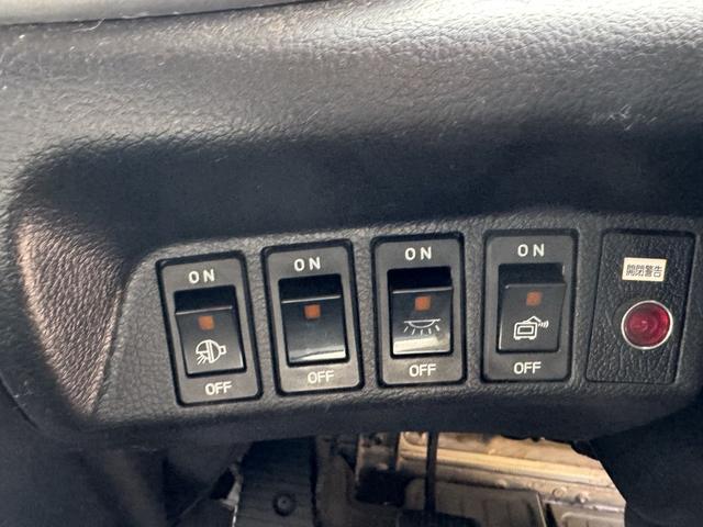 ヒノレンジャー 冷凍ウイング　ワイド　ベッド付　ゲート蓋　２４０馬力　菱重　ＴＤＪＳ５０ＤＡ　エバハウス　６，１８０×２，４００×２，０８０　ステンレス使用　アルミホイール　積載２．２ｔ　Ｆ６　マニュアル　極東開発　パワーゲート　中温仕様　冷蔵冷凍車（38枚目）