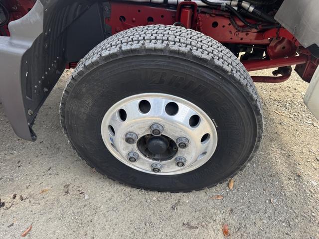 ヒノレンジャー 冷凍ウイング　ワイド　ベッド付　ゲート蓋　２４０馬力　菱重　ＴＤＪＳ５０ＤＡ　エバハウス　６，１８０×２，４００×２，０８０　ステンレス使用　アルミホイール　積載２．２ｔ　Ｆ６　マニュアル　極東開発　パワーゲート　中温仕様　冷蔵冷凍車（49枚目）