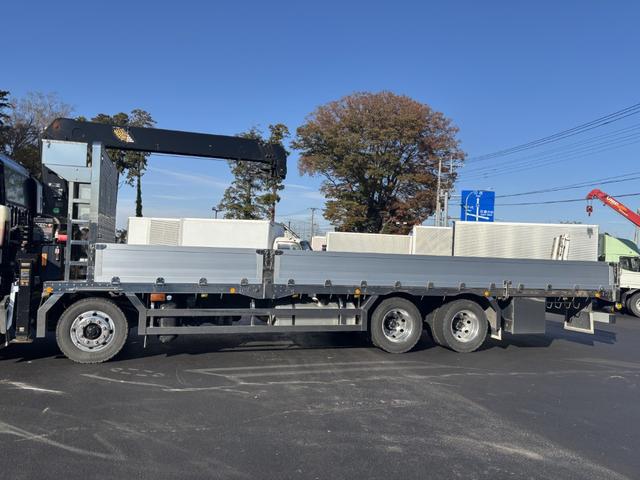 スーパーグレート ２．９ｔ吊４段クレーン　アルミブロック　４軸低床　エアサス　古河ユニック　フックイン　ラジコン　８，６６０×２，４００　積載１２．７ｔ　メッキ、ステンレス使用　ボディ枠オールステンレス　アルミホイール　車検付　シフトパイロット　２ペダル　大型クレーン（7枚目）