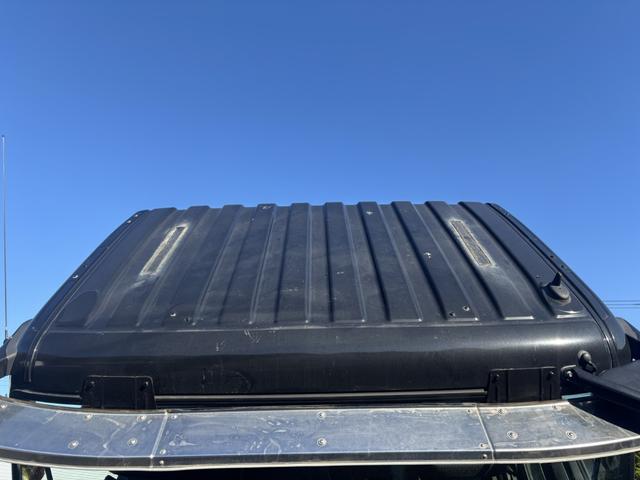 スーパーグレート ２．９ｔ吊４段クレーン　アルミブロック　４軸低床　エアサス　古河ユニック　フックイン　ラジコン　８，６６０×２，４００　積載１２．７ｔ　メッキ、ステンレス使用　ボディ枠オールステンレス　アルミホイール　車検付　シフトパイロット　２ペダル　大型クレーン（49枚目）