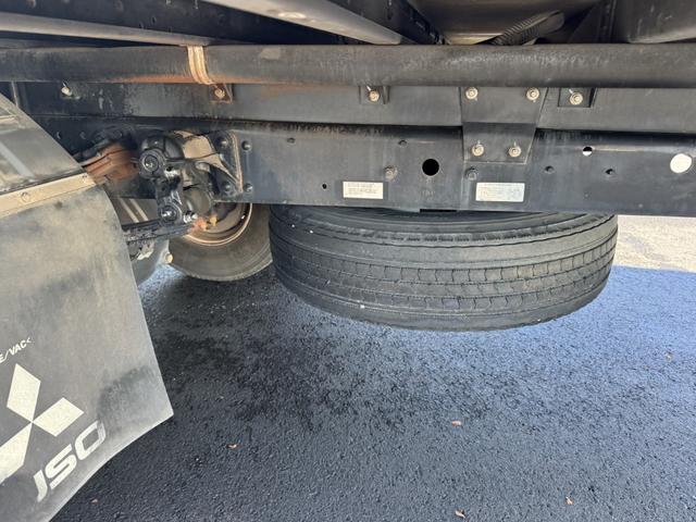 ファイター アルミウイング　ワイド　パブコ　リア観音扉　ラッシング２段　引出しフック５対　６，２５０×２，３９０×２，３６０　積載２．８ｔ　Ｆ６　６速　マニュアル　４ｔウイング　４トンウイング　ＥＴＣ１．０　バックカメラ　キーレス（22枚目）