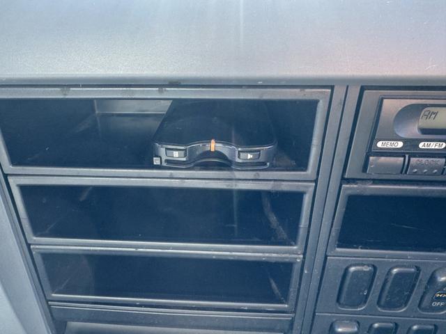 ファイター アルミウイング　ワイド　パブコ　リア観音扉　ラッシング２段　引出しフック５対　６，２５０×２，３９０×２，３６０　積載２．８ｔ　Ｆ６　６速　マニュアル　４ｔウイング　４トンウイング　ＥＴＣ１．０　バックカメラ　キーレス（38枚目）