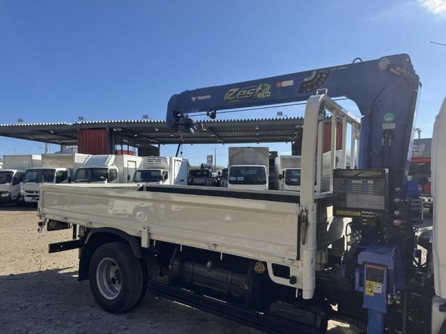 ダイナトラック ２．６ｔ吊３段クレーン　木平　標準ロング　タダノ　ＺＥ２６３ＨＲ　フックイン　ラジコン　３，７１０×１，７９０　積載２ｔ　Ｆ５　５速　マニュアル　３段ブーム　吊ｔ数２．６ｔ吊　送信機　古河ユニック　ＵＮＩＣ　小型クレーン　ナビ　ＥＴＣ１．０（7枚目）