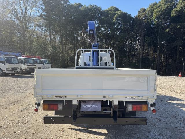 ダイナトラック ２．６ｔ吊３段クレーン　木平　標準ロング　タダノ　ＺＥ２６３ＨＲ　フックイン　ラジコン　３，７１０×１，７９０　積載２ｔ　Ｆ５　５速　マニュアル　３段ブーム　吊ｔ数２．６ｔ吊　送信機　古河ユニック　ＵＮＩＣ　小型クレーン　ナビ　ＥＴＣ１．０（9枚目）