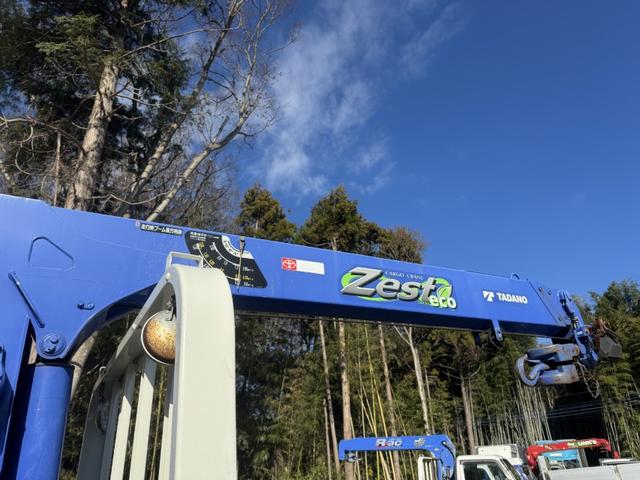 ダイナトラック ２．６ｔ吊３段クレーン　木平　標準ロング　タダノ　ＺＥ２６３ＨＲ　フックイン　ラジコン　３，７１０×１，７９０　積載２ｔ　Ｆ５　５速　マニュアル　３段ブーム　吊ｔ数２．６ｔ吊　送信機　古河ユニック　ＵＮＩＣ　小型クレーン　ナビ　ＥＴＣ１．０（15枚目）