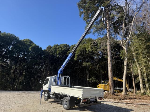 ダイナトラック ２．６ｔ吊３段クレーン　木平　標準ロング　タダノ　ＺＥ２６３ＨＲ　フックイン　ラジコン　３，７１０×１，７９０　積載２ｔ　Ｆ５　５速　マニュアル　３段ブーム　吊ｔ数２．６ｔ吊　送信機　古河ユニック　ＵＮＩＣ　小型クレーン　ナビ　ＥＴＣ１．０（17枚目）