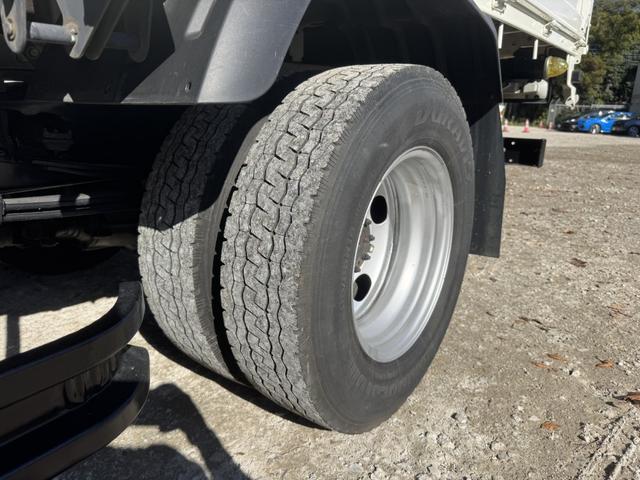 ダイナトラック ２．６ｔ吊３段クレーン　木平　標準ロング　タダノ　ＺＥ２６３ＨＲ　フックイン　ラジコン　３，７１０×１，７９０　積載２ｔ　Ｆ５　５速　マニュアル　３段ブーム　吊ｔ数２．６ｔ吊　送信機　古河ユニック　ＵＮＩＣ　小型クレーン　ナビ　ＥＴＣ１．０（48枚目）