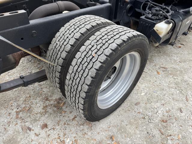 キャンター Wキャブダンプ 10尺 全低床 極東開発 DD02-31 リアヒーター付 2,060×1,590×320 積載2t I5 5速 マニュアル 2tダンプ 2トンダンプ 6人乗り 5t限定免許対応(43枚目)