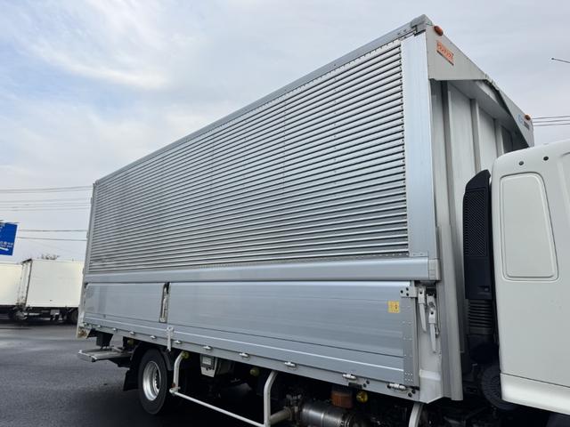 ヒノレンジャー アルミウイング ワイド ベッド付 エアサス 格納ゲート 240馬力 トランテックス 6,280×2,410×2,430 積載2.2t F6 6速 マニュアル 4tウイング 新明和 パワーゲート ゲート付 ETC2.0 バックカメラ 車線逸脱警報(6枚目)