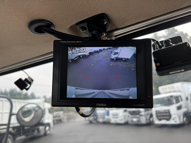 ヒノレンジャー アルミウイング ワイド ベッド付 エアサス 格納ゲート 240馬力 トランテックス 6,280×2,410×2,430 積載2.2t F6 6速 マニュアル 4tウイング 新明和 パワーゲート ゲート付 ETC2.0 バックカメラ 車線逸脱警報(36枚目)