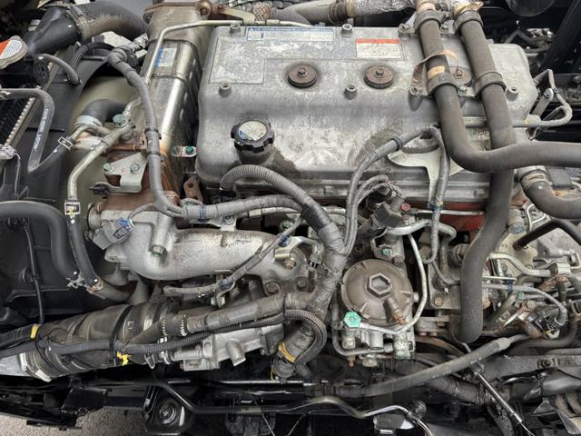 ヒノレンジャー アルミウイング ワイド ベッド付 エアサス 格納ゲート 240馬力 トランテックス 6,280×2,410×2,430 積載2.2t F6 6速 マニュアル 4tウイング 新明和 パワーゲート ゲート付 ETC2.0 バックカメラ 車線逸脱警報(45枚目)