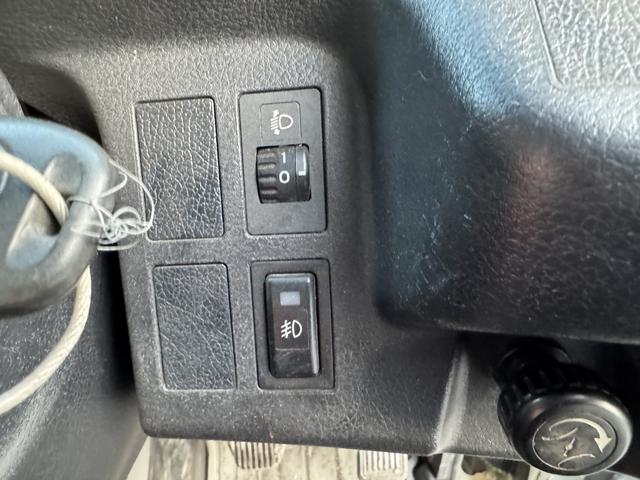 ヒノレンジャー Lゲートダンプ 極東開発 DD04-53A 電動コボレーン 走行45千km 積載3.5t F6 6速 マニュアル 4tダンプ 4トンダンプ 自動コボレーン(31枚目)