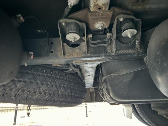 コースター マイクロバス スーパーラウンジ ハイルーフ ロング 19人乗り 自動スライドドア オートステップ付 モケットリクライニングシート 冷蔵庫 DVDデッキ モニター 右棚付 各席エアコン吹出口、ドリンクホルダー AT 2ペダル オートマ ETC1.0 ナビ(37枚目)