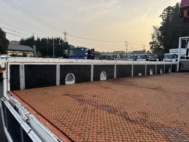 フォワード ２．９ｔ吊５段クレーン　木平　ユニック　ＵＲＵ３７５Ｎ　フックイン　ラジコン　差し違いアウトリガー　６，０４０×２，１８０　走行４１千ｋｍ　積載１．３ｔ　Ｆ６　マニュアル　４ｔクレーン　ＵＮＩＣ　角足　５段ブーム　吊ｔ数２．９ｔ吊（11枚目）