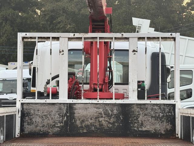 フォワード ２．９ｔ吊５段クレーン　木平　ユニック　ＵＲＵ３７５Ｎ　フックイン　ラジコン　差し違いアウトリガー　６，０４０×２，１８０　走行４１千ｋｍ　積載１．３ｔ　Ｆ６　マニュアル　４ｔクレーン　ＵＮＩＣ　角足　５段ブーム　吊ｔ数２．９ｔ吊（14枚目）