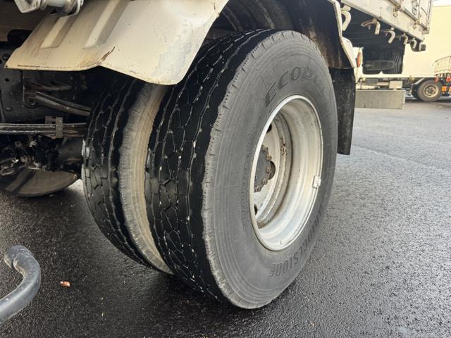 フォワード ２．９ｔ吊５段クレーン　木平　ユニック　ＵＲＵ３７５Ｎ　フックイン　ラジコン　差し違いアウトリガー　６，０４０×２，１８０　走行４１千ｋｍ　積載１．３ｔ　Ｆ６　マニュアル　４ｔクレーン　ＵＮＩＣ　角足　５段ブーム　吊ｔ数２．９ｔ吊（50枚目）