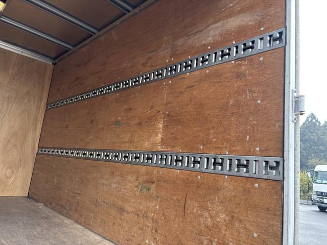 キャンター アルミバン 10尺 全低床 パブコ サイドドア リア観音 ラッシング2段 3,170×1,770×1,870 積載2t I5 5速 2tバン 5t限定免許対応 ETC1.0 バックカメラ(13枚目)