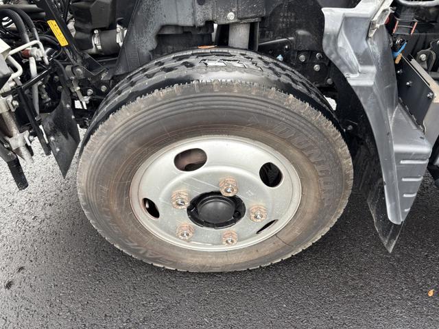 キャンター アルミバン 10尺 全低床 パブコ サイドドア リア観音 ラッシング2段 3,170×1,770×1,870 積載2t I5 5速 2tバン 5t限定免許対応 ETC1.0 バックカメラ(44枚目)