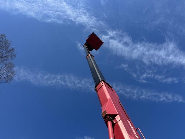 エルフトラック 高所作業車　アイチ　ＳＳ１２Ａ　作業床高さ１１．９ｍ　バケット２００ｋｇ　充電コンセント　アワメーター５４６８ｈ　走行４８千ｋｍ　Ｆ６　６速　マニュアル　ＥＴＣ１．０（13枚目）