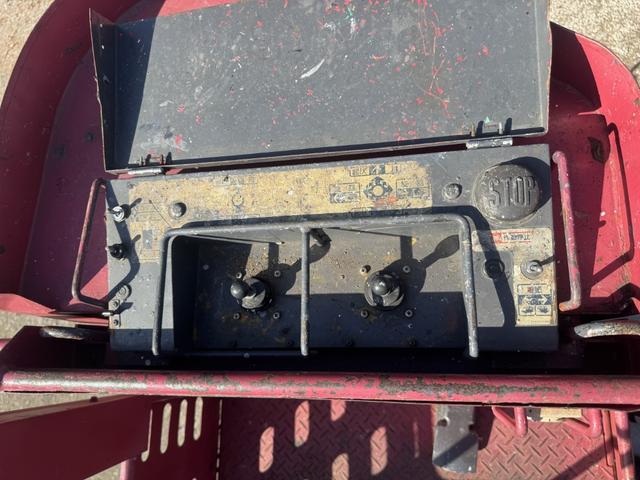 エルフトラック 高所作業車　アイチ　ＳＳ１２Ａ　作業床高さ１１．９ｍ　バケット２００ｋｇ　充電コンセント　アワメーター５４６８ｈ　走行４８千ｋｍ　Ｆ６　６速　マニュアル　ＥＴＣ１．０（17枚目）