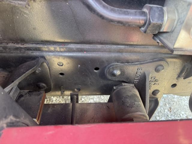 エルフトラック 高所作業車　アイチ　ＳＳ１２Ａ　作業床高さ１１．９ｍ　バケット２００ｋｇ　充電コンセント　アワメーター５４６８ｈ　走行４８千ｋｍ　Ｆ６　６速　マニュアル　ＥＴＣ１．０（28枚目）