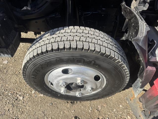 エルフトラック 高所作業車　アイチ　ＳＳ１２Ａ　作業床高さ１１．９ｍ　バケット２００ｋｇ　充電コンセント　アワメーター５４６８ｈ　走行４８千ｋｍ　Ｆ６　６速　マニュアル　ＥＴＣ１．０（47枚目）