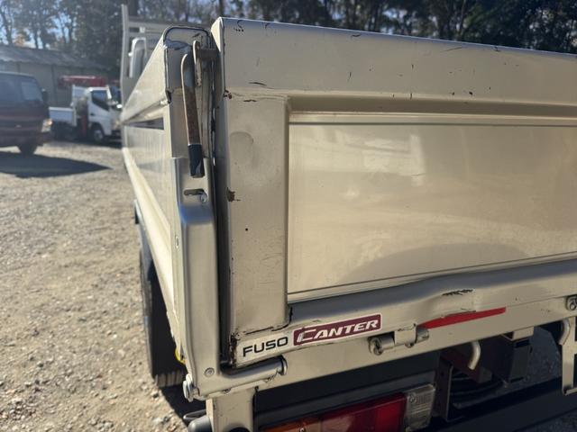 キャンター 木平 標準ロング 4,370×1,810 3方開 走行65千km 積載3t I5 5速 マニュアル 平ボデー 平ボディー 2t平 ETC1.0 キーレス ドラレコ メッキパーツ(45枚目)