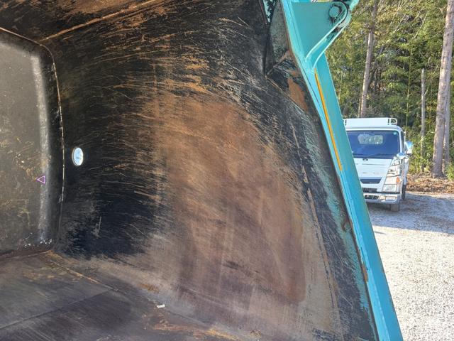 エルフトラック 巻込みパッカー　極東開発　ＧＢ３８－８２１Ｄ－Ｓ　３．８立米　連続スイッチ　走行７６千ｋｍ　積載２ｔ　Ｆ６　６速　マニュアル　塵芥車　巻き込み式　ゴミ収集車　回転板式　バックカメラ　ドラレコ（14枚目）