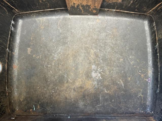 エルフトラック 巻込みパッカー　極東開発　ＧＢ３８－８２１Ｄ－Ｓ　３．８立米　連続スイッチ　走行７６千ｋｍ　積載２ｔ　Ｆ６　６速　マニュアル　塵芥車　巻き込み式　ゴミ収集車　回転板式　バックカメラ　ドラレコ（17枚目）