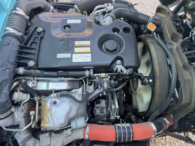 エルフトラック 巻込みパッカー　極東開発　ＧＢ３８－８２１Ｄ－Ｓ　３．８立米　連続スイッチ　走行７６千ｋｍ　積載２ｔ　Ｆ６　６速　マニュアル　塵芥車　巻き込み式　ゴミ収集車　回転板式　バックカメラ　ドラレコ（44枚目）