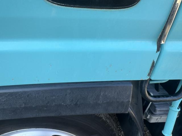 エルフトラック 巻込みパッカー　極東開発　ＧＢ３８－８２１Ｄ－Ｓ　３．８立米　連続スイッチ　走行７６千ｋｍ　積載２ｔ　Ｆ６　６速　マニュアル　塵芥車　巻き込み式　ゴミ収集車　回転板式　バックカメラ　ドラレコ（51枚目）