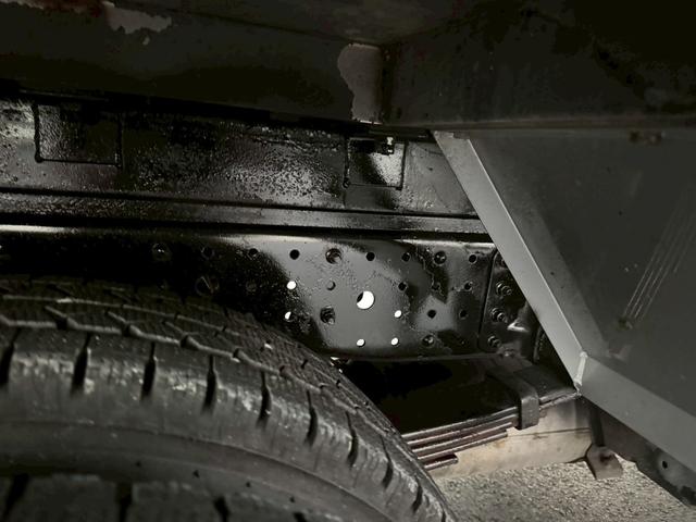 キャンター アルミブロック 標準ロング 新潟丸山車体 造りボデー 丸かんフック5対 4,350×1,800 走行45千km 積載3t シフト:デュオニック 2ペダル セミオートマ アルミアオリ 平ボディー アルミ平(23枚目)