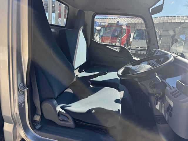 キャンター アルミブロック 標準ロング 新潟丸山車体 造りボデー 丸かんフック5対 4,350×1,800 走行45千km 積載3t シフト:デュオニック 2ペダル セミオートマ アルミアオリ 平ボディー アルミ平(26枚目)