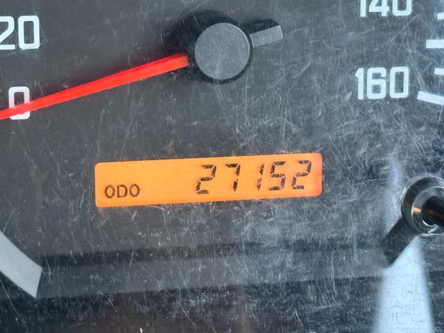 エルフトラック 散水車　ワイド　極東開発　ＬＨ０４－３０２Ｒ　前後散水　サブエンジン式　容量４０００Ｌ　吸入ホース　走行２７千ｋｍ　積載４ｔ　Ｆ６　６速　マニュアル　ＥＴＣ１．０（25枚目）