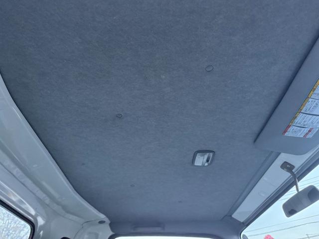 エルフトラック 散水車　ワイド　極東開発　ＬＨ０４－３０２Ｒ　前後散水　サブエンジン式　容量４０００Ｌ　吸入ホース　走行２７千ｋｍ　積載４ｔ　Ｆ６　６速　マニュアル　ＥＴＣ１．０（36枚目）