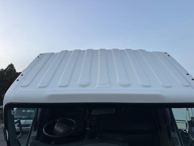 エルフトラック 散水車　ワイド　極東開発　ＬＨ０４－３０２Ｒ　前後散水　サブエンジン式　容量４０００Ｌ　吸入ホース　走行２７千ｋｍ　積載４ｔ　Ｆ６　６速　マニュアル　ＥＴＣ１．０（40枚目）