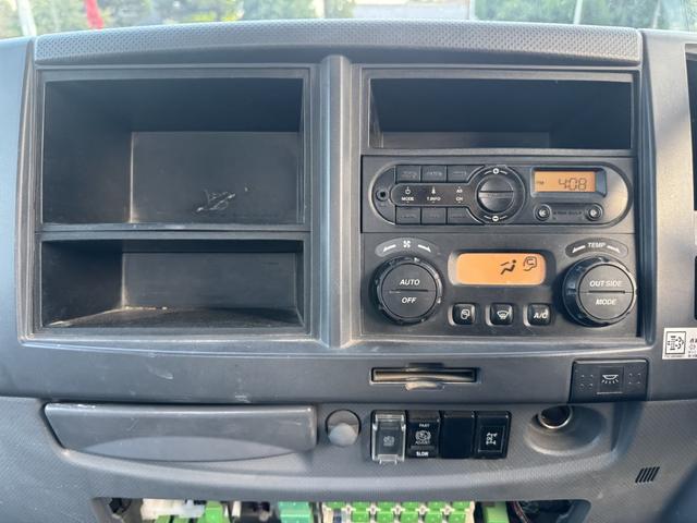 フォワード 2.9t吊4段クレーン アルミブロック 古河ユニック URV374 フックイン ラジコン 差し違いアウトリガー 車検付 走行22千km 積載2.35t F6 6速 マニュアル 吊t数2.9t吊 4段ブーム 送信機 UNIC(34枚目)