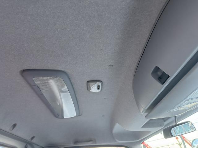 フォワード 2.9t吊4段クレーン アルミブロック 古河ユニック URV374 フックイン ラジコン 差し違いアウトリガー 車検付 走行22千km 積載2.35t F6 6速 マニュアル 吊t数2.9t吊 4段ブーム 送信機 UNIC(41枚目)